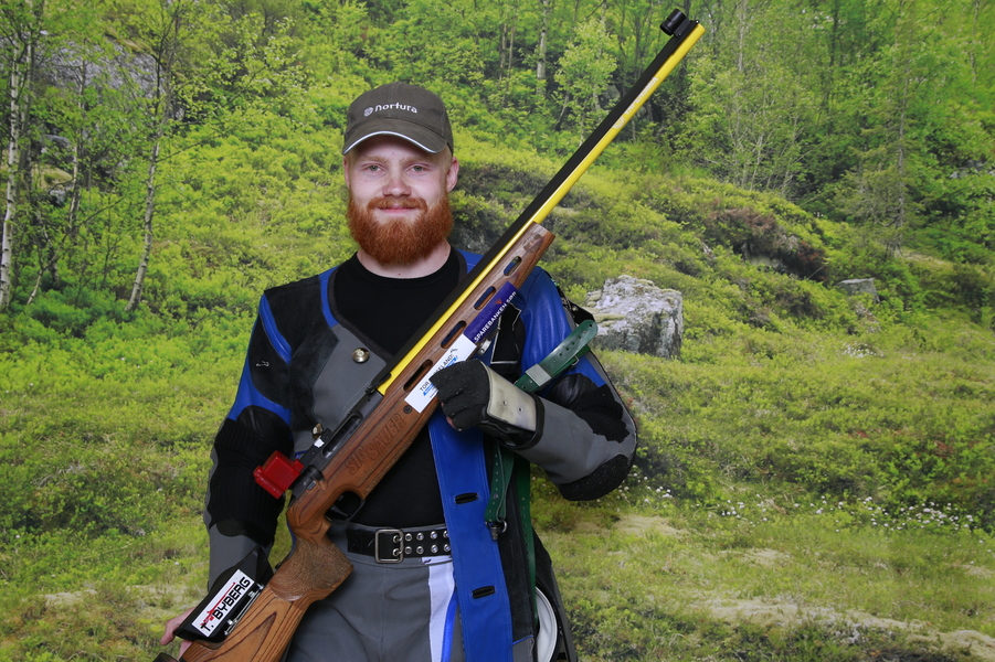 Tore Byberg fra Mandal Skytterlag ble årets Samlagsmester i Baneskyting -foto: LS2022