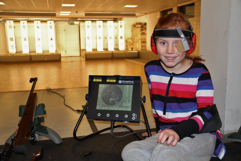 Skytterlagets yngste skytter er Miriam Amalie Pedersen som blir 10 år i oktober