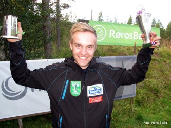 Dagens mann på SM bane på Fåset 21.08 var utvilsomt Vebjørn Trøan Lillebo, Tynset som både ble samlagsmester og vinner av en aksje i Grunnlagspokalen