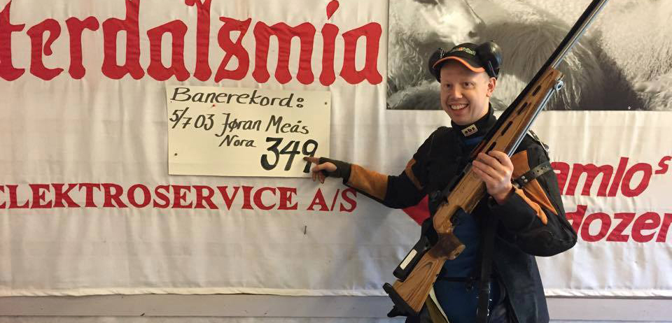 Fredrik Orerød fra Froland både satte ny banerekord og skjøt 350 poeng for første gang. FOTO: Arrangøren